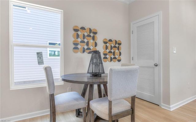 2126 Berkley AVE, Chesapeake, VA 23324