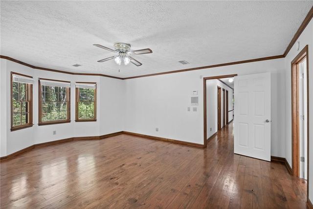 1321 Timbercrest Drive, Lawrenceville, GA 30045