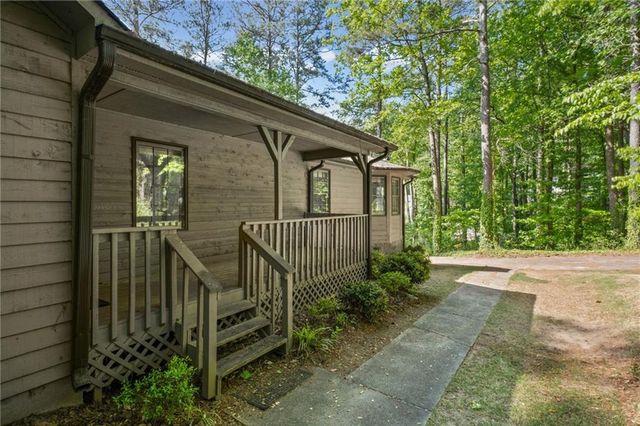 1321 Timbercrest Drive, Lawrenceville, GA 30045
