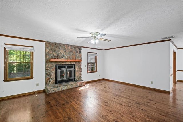 1321 Timbercrest Drive, Lawrenceville, GA 30045
