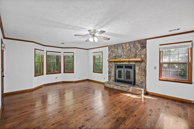 1321 Timbercrest Drive, Lawrenceville, GA 30045