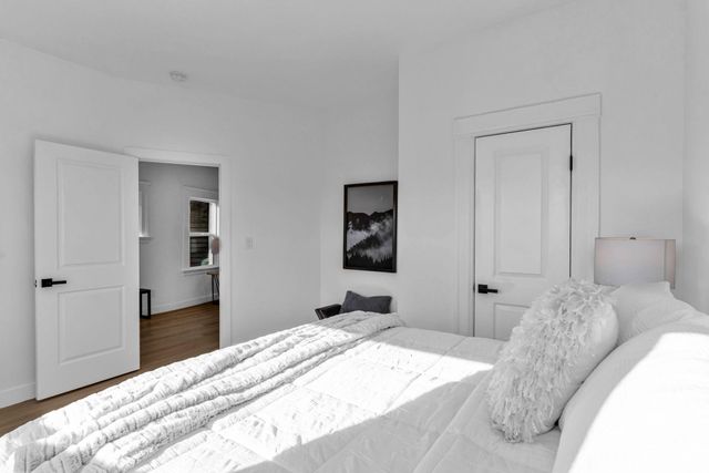 2912 E 22Nd St, Oakland, CA 94601