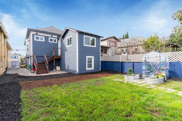 2912 E 22Nd St, Oakland, CA 94601