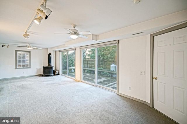 210 E MARKET ST, Lewes, DE 19958