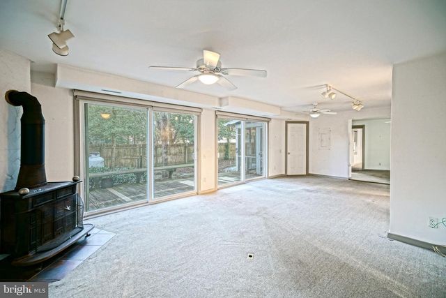 210 E MARKET ST, Lewes, DE 19958