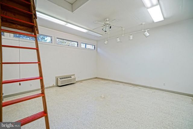 210 E MARKET ST, Lewes, DE 19958