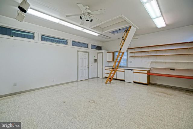 210 E MARKET ST, Lewes, DE 19958