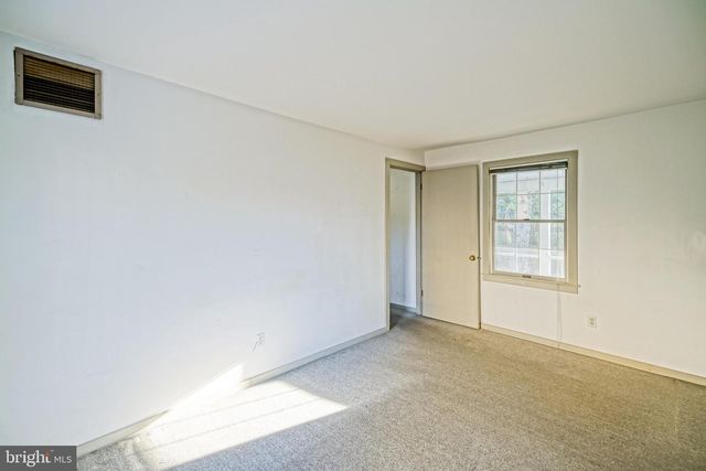 210 E MARKET ST, Lewes, DE 19958