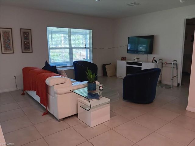 3312 68th ST W, Lehigh Acres, FL 33971