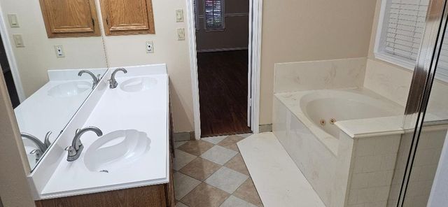 13806 Cantwell Drive, Houston, TX 77014