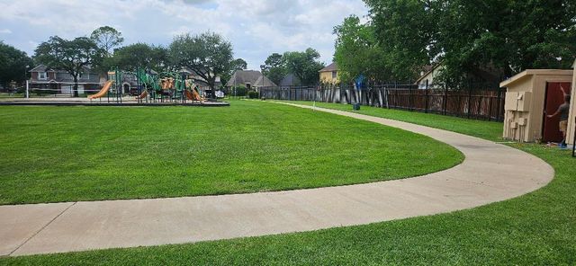 13806 Cantwell Drive, Houston, TX 77014