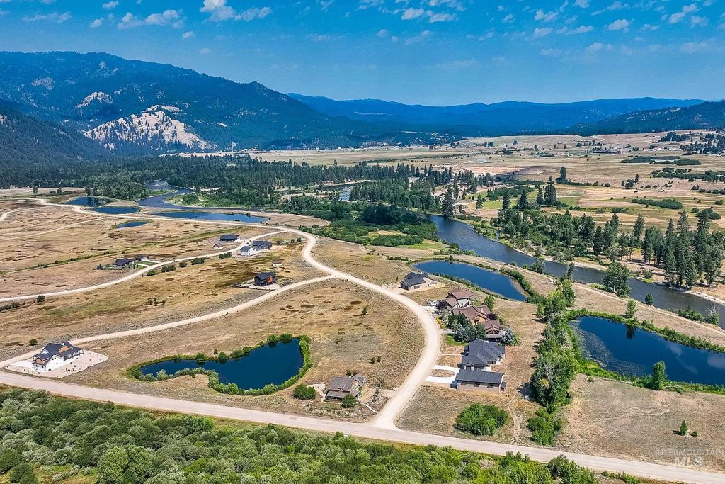 Blk 9 Lot 29 Whitewater Way, Garden Valley, ID 83622 photo 3