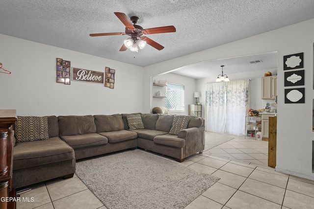 4917 CATTLE Lane, El Paso, TX 79934