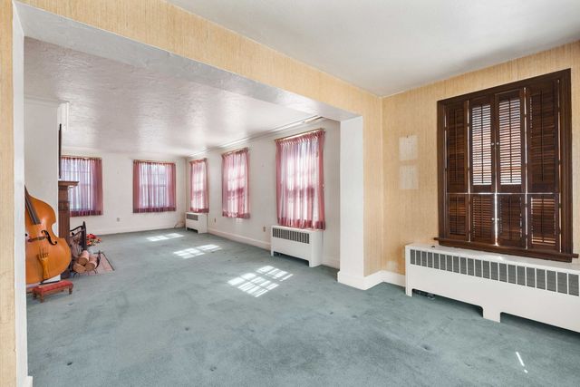 2210 30th Street, Rock Island, IL 61201