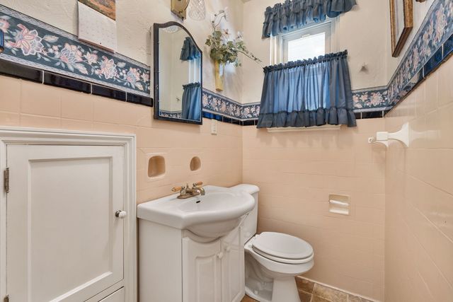 2210 30th Street, Rock Island, IL 61201