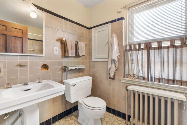 2210 30th Street, Rock Island, IL 61201