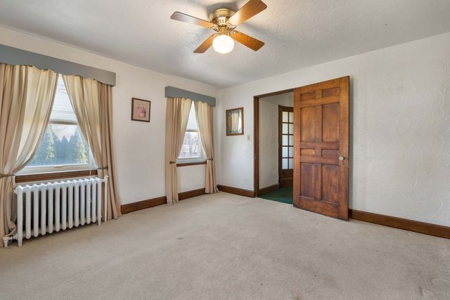 2210 30th Street, Rock Island, IL 61201