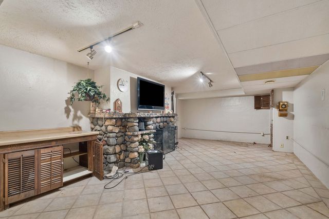 2210 30th Street, Rock Island, IL 61201