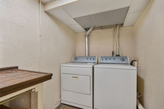 2210 30th Street, Rock Island, IL 61201