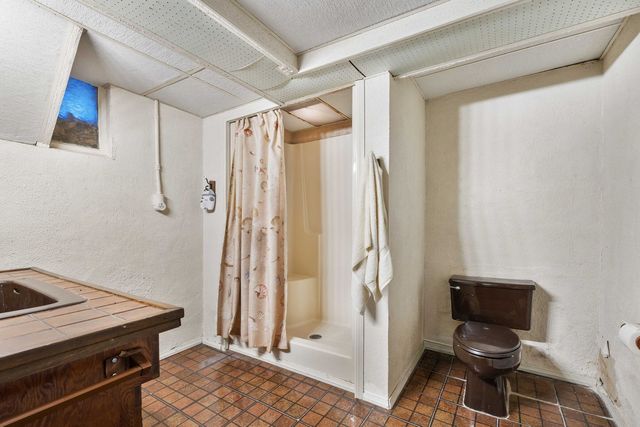 2210 30th Street, Rock Island, IL 61201