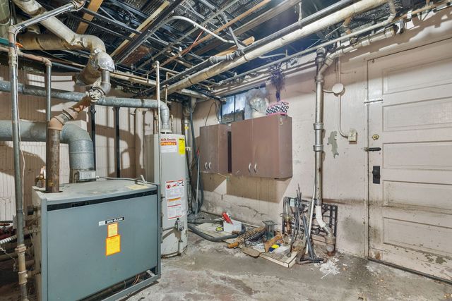 2210 30th Street, Rock Island, IL 61201