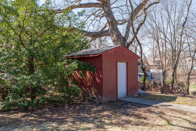 2210 30th Street, Rock Island, IL 61201