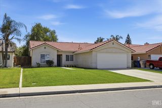 5404 Sugar Pine Drive, Bakersfield, CA 93313