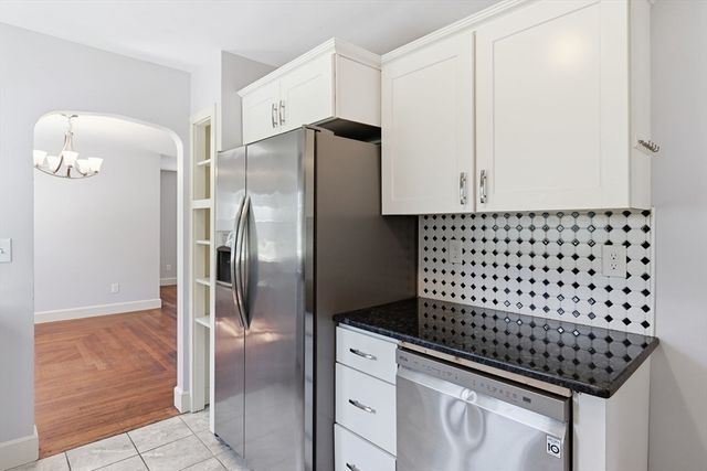 18 Wright Street, Palmer, MA 01069