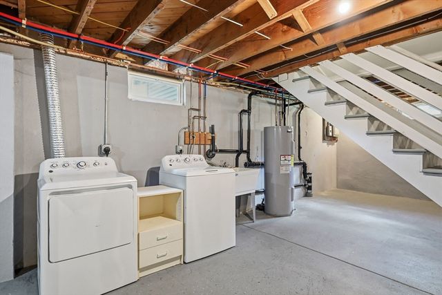 18 Wright Street, Palmer, MA 01069