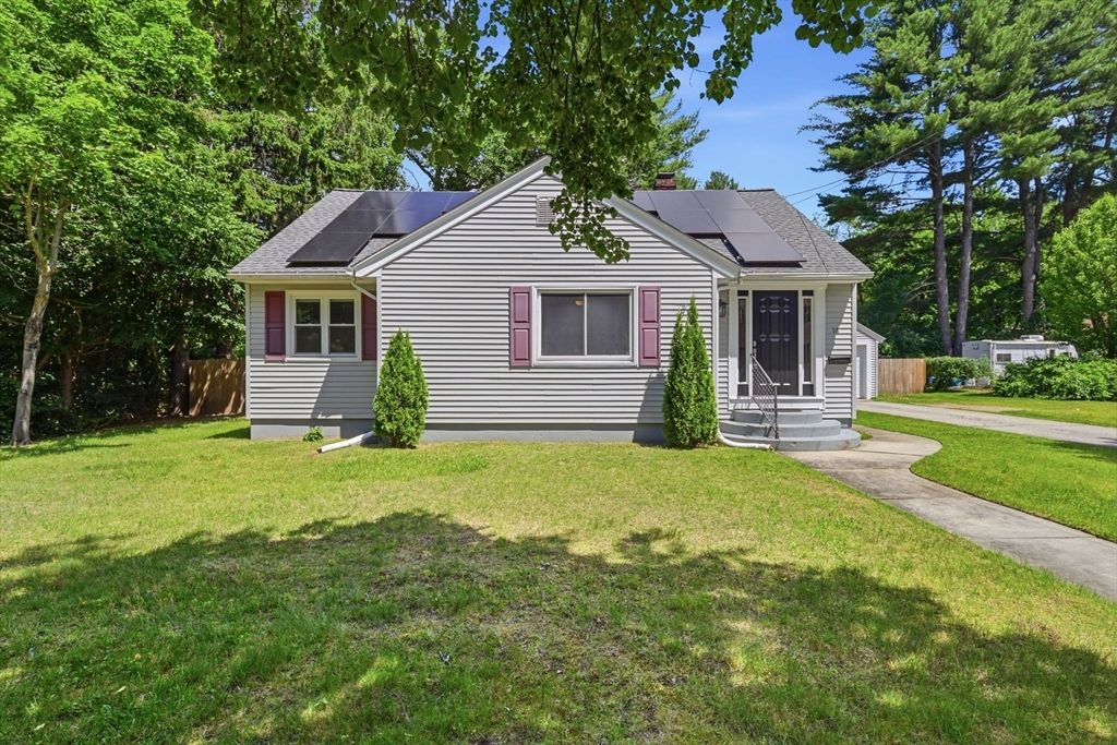 18 Wright Street, Palmer, MA 01069