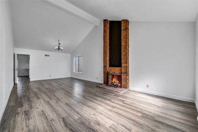 1963 W Ontario, Corona, CA 92882