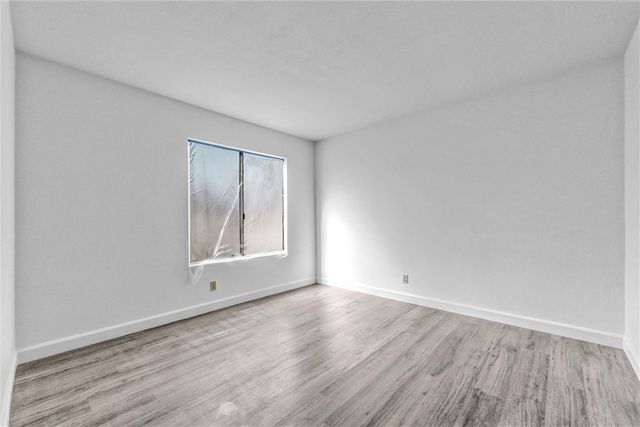 1963 W Ontario, Corona, CA 92882