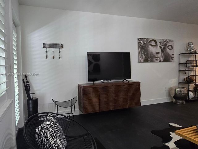 1021 Michigan Ave 9, Miami Beach, FL 33139