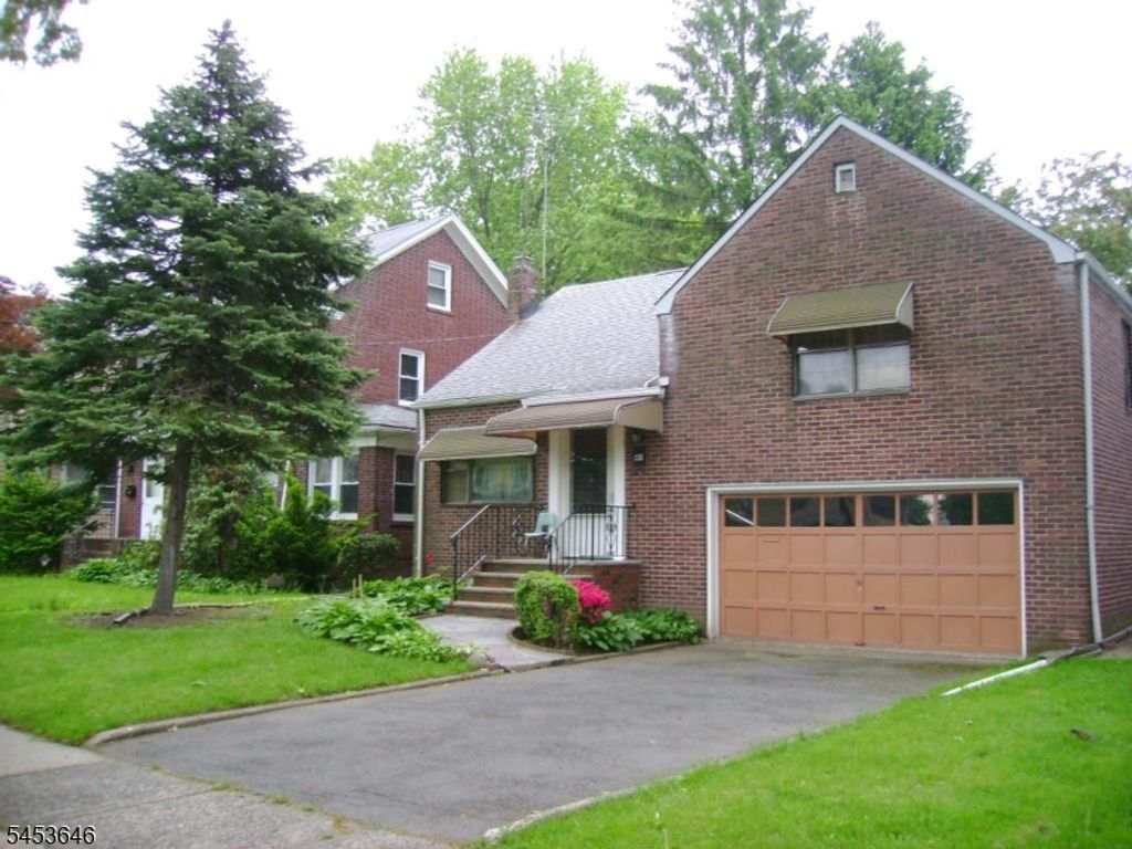 40 RIDGEWOOD AVE, Irvington Twp., NJ 07111 — exterior