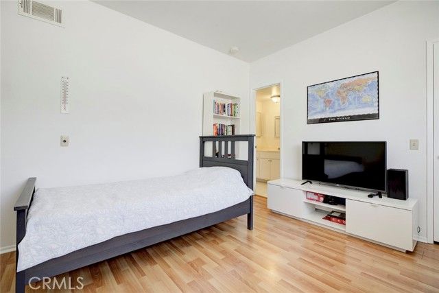 10155 De Soto 116, Chatsworth (los Angeles), CA 91311