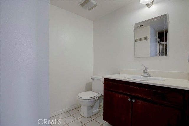 10155 De Soto 116, Chatsworth (los Angeles), CA 91311