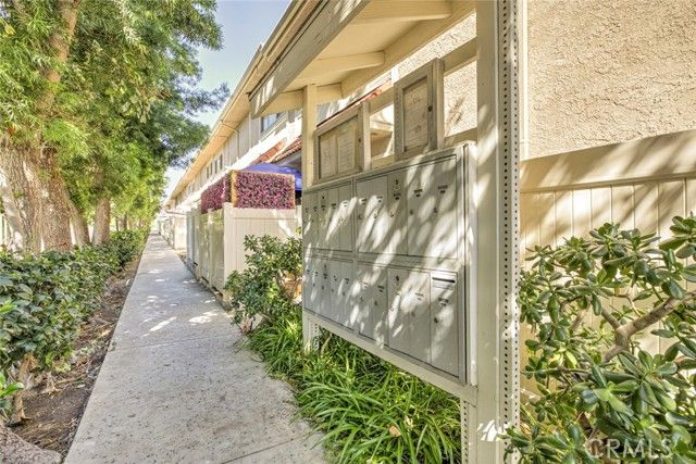 10155 De Soto 116, Chatsworth (los Angeles), CA 91311