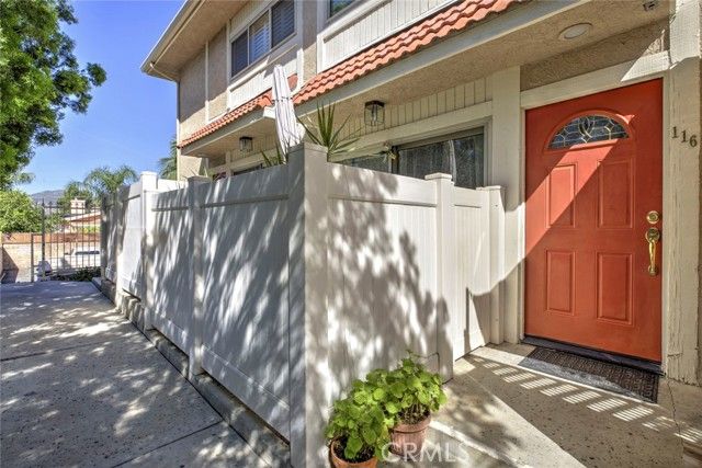 10155 De Soto 116, Chatsworth (los Angeles), CA 91311