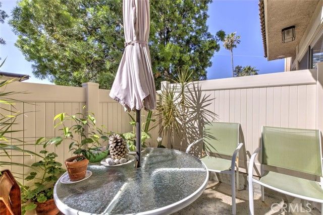 10155 De Soto 116, Chatsworth (los Angeles), CA 91311