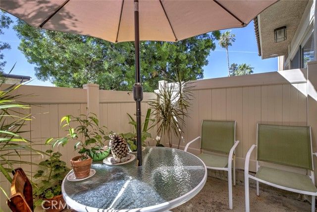 10155 De Soto 116, Chatsworth (los Angeles), CA 91311