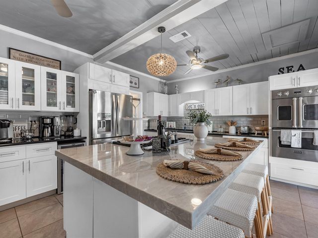2411 42nd Street, Galveston, TX 77550