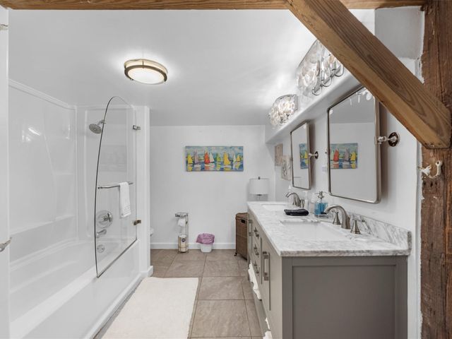 2411 42nd Street, Galveston, TX 77550