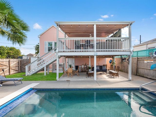 2411 42nd Street, Galveston, TX 77550