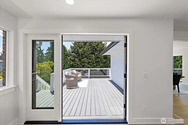 18226 62nd Avenue NE, Kenmore, WA 98028
