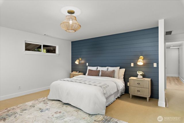 18226 62nd Avenue NE, Kenmore, WA 98028
