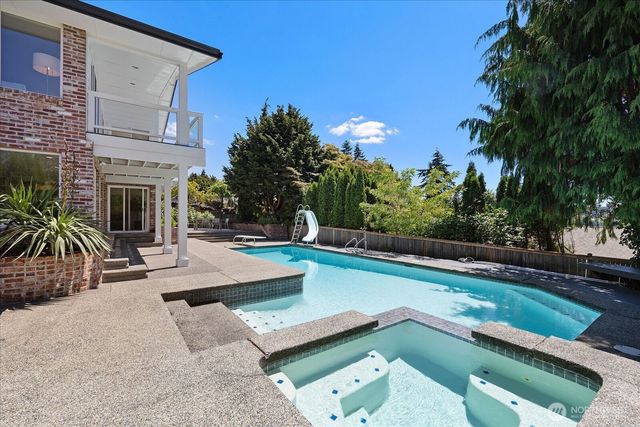 18226 62nd Avenue NE, Kenmore, WA 98028