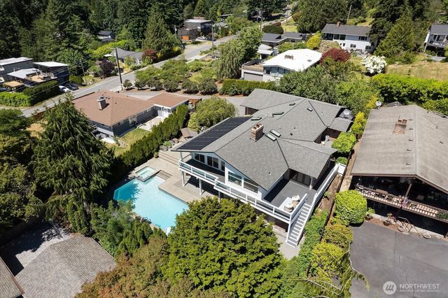 18226 62nd Avenue NE, Kenmore, WA 98028