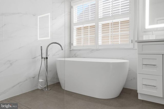 19829 BETHPAGE CT, Ashburn, VA 20147