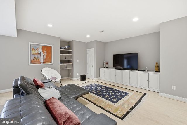 19829 BETHPAGE CT, Ashburn, VA 20147