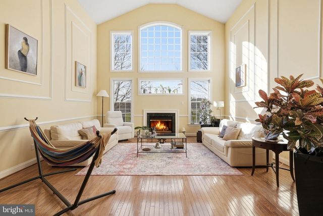 19829 BETHPAGE CT, Ashburn, VA 20147